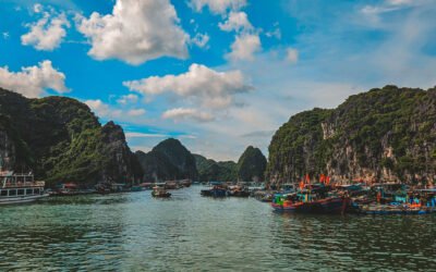 Visiter Cat Ba au Vietnam : croisière dans la baie de Lan Ha et randonnée dans le parc national