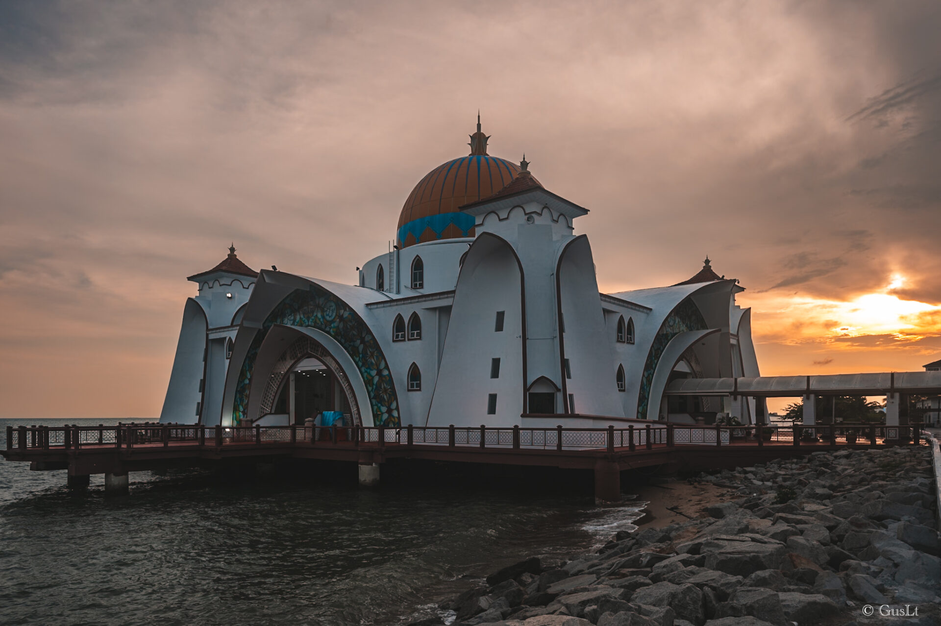 Mosquée sur l'eau, Melaka