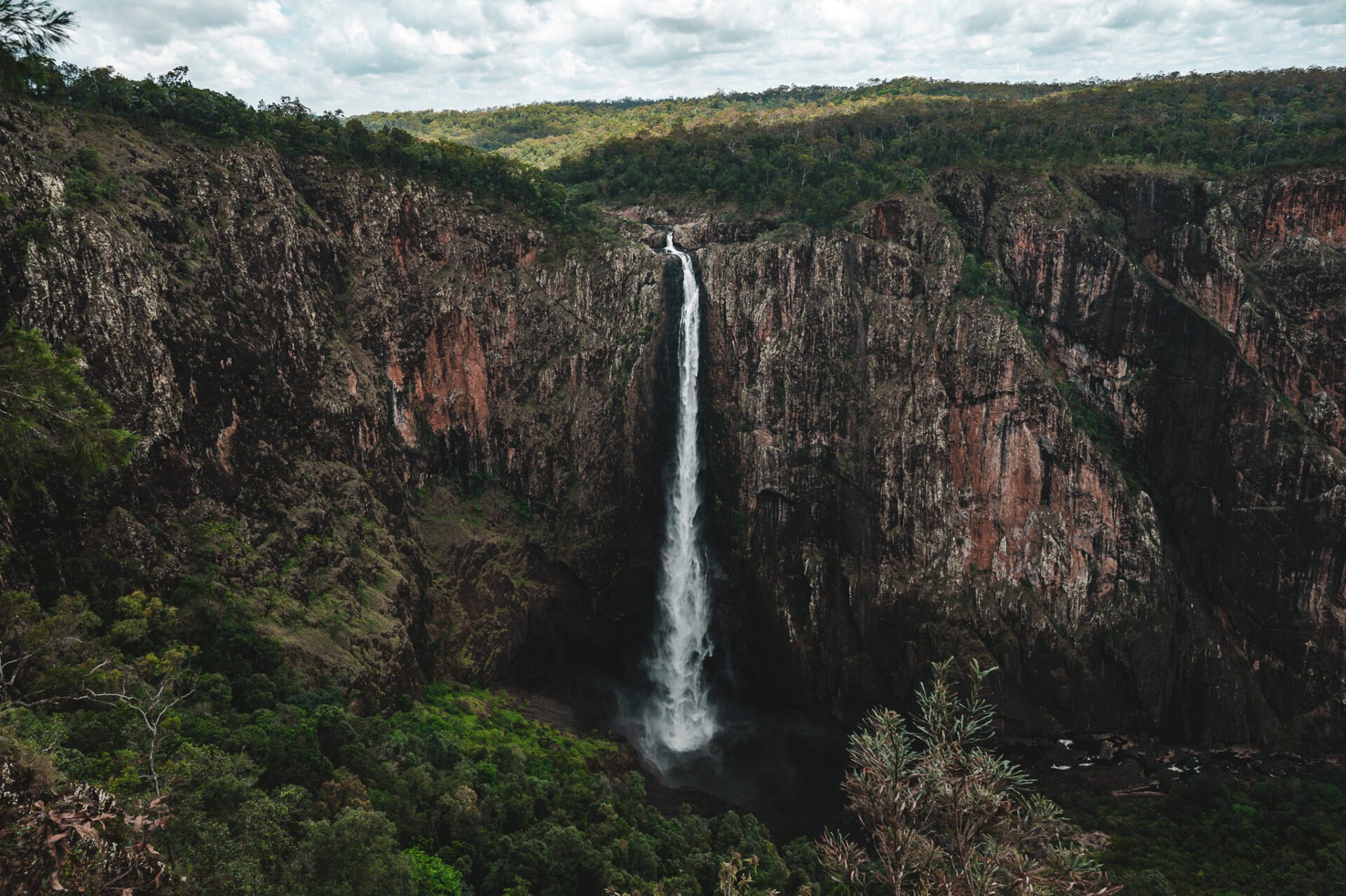 Wallaman falls, Queensland, Australia