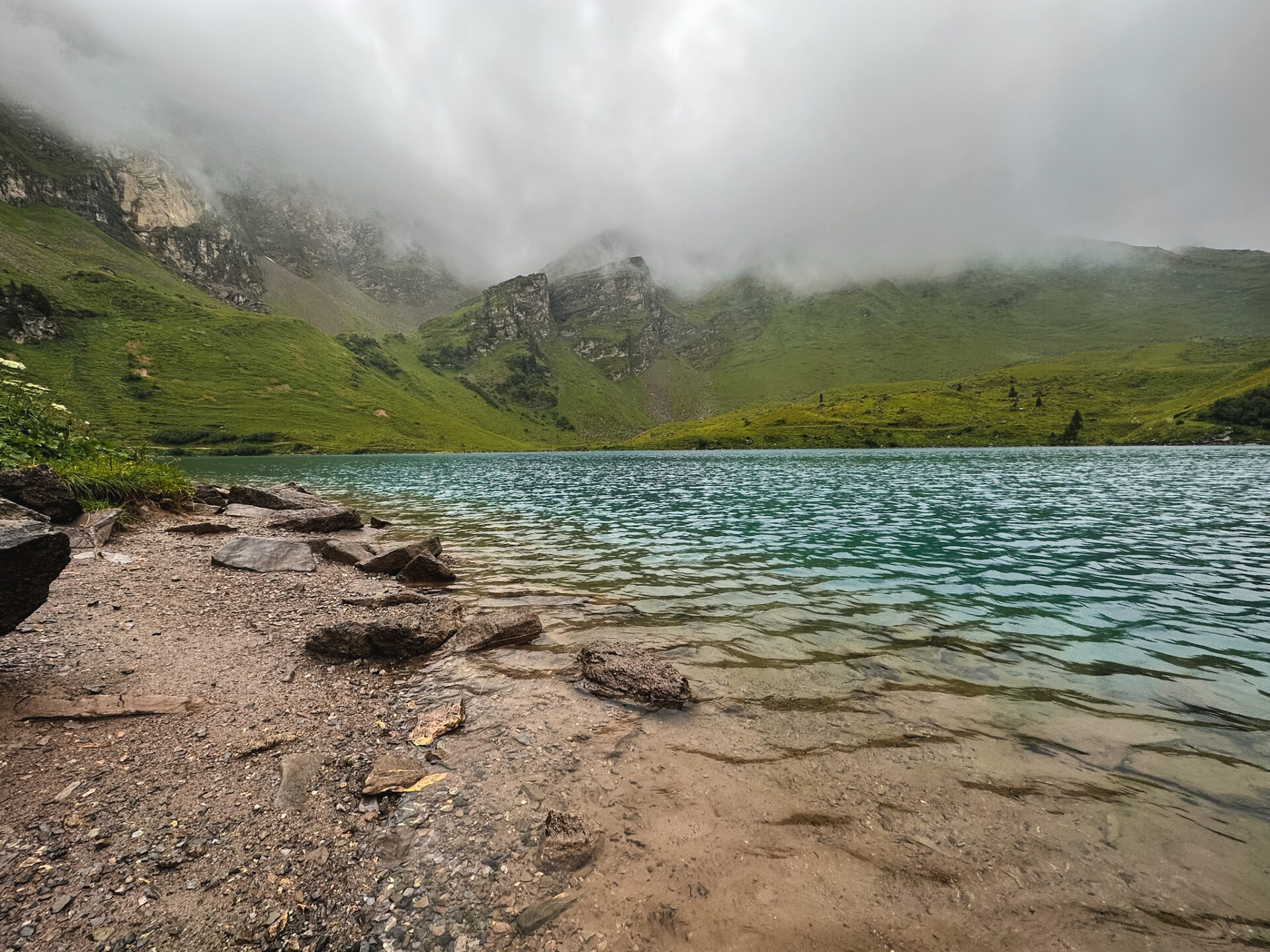 Départ randonnée Pic Chaussy, Suisse
