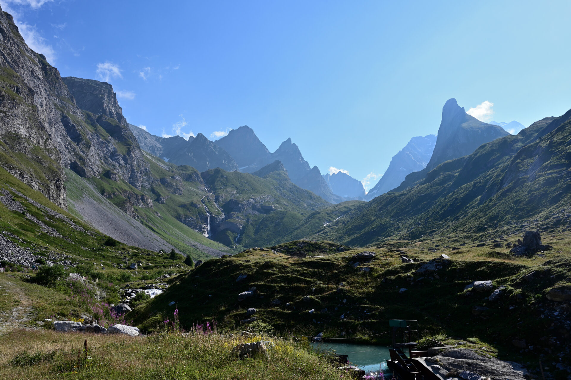 Magnifique panorama durant la randonnée du lac des vaches dans le massif de la Vanoise